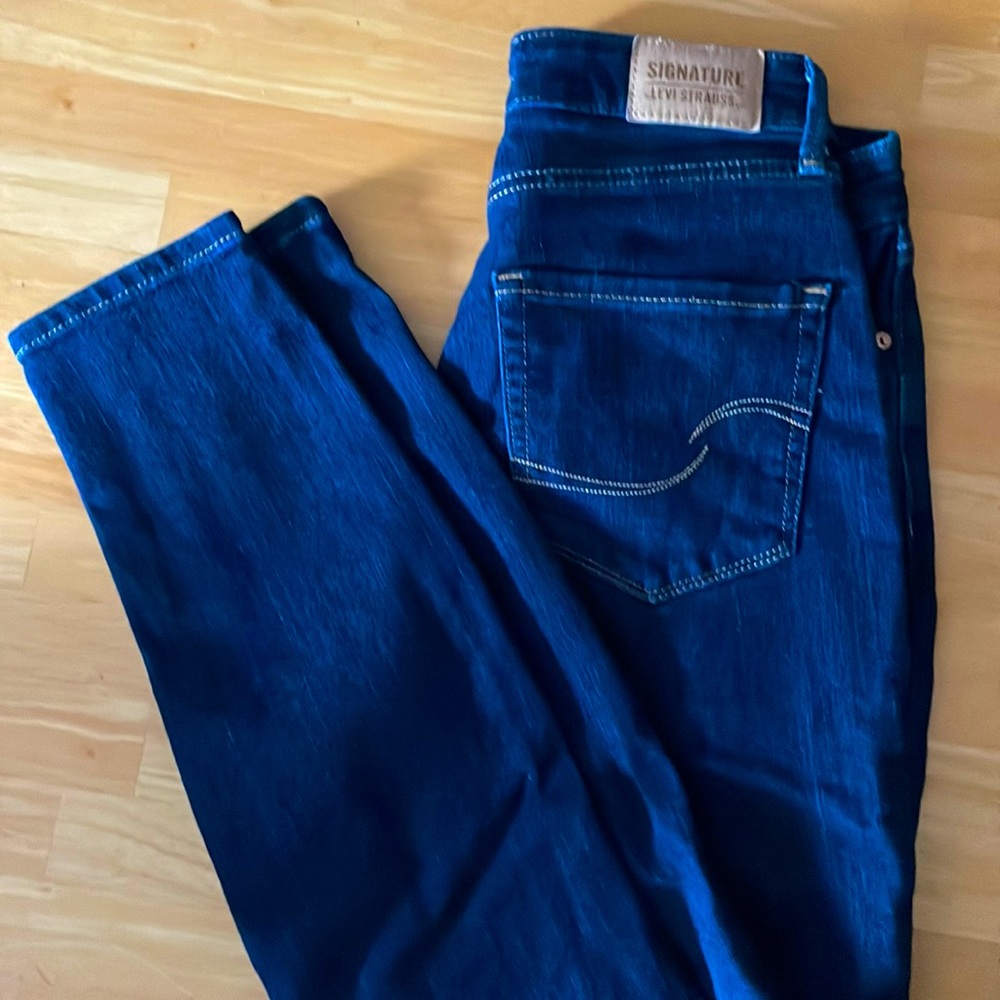 Levi Strauss Signature High Rise Skinny Jeans